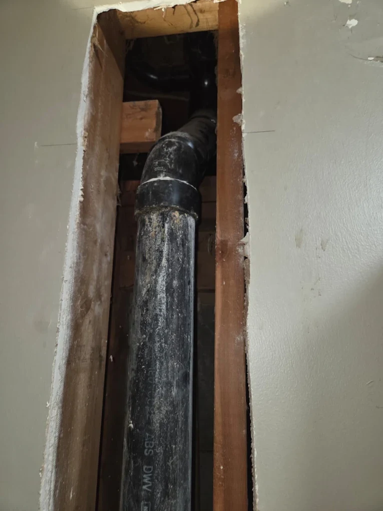 Drain pipe installation in wall